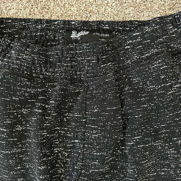 Brooklyn Cloth “The Jogger” black with white speckles. Size L. Very good cond - Picture 3 of 10